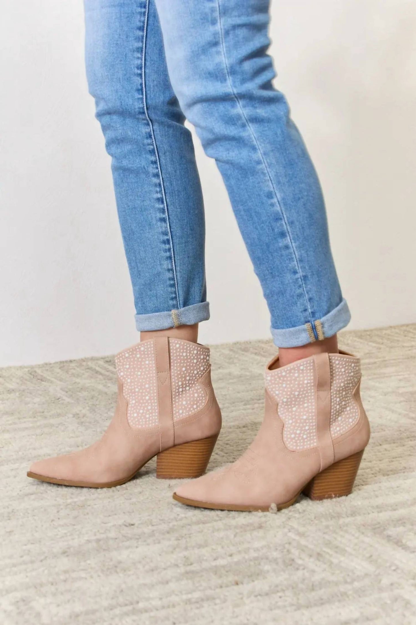 Trendsi - Women's East Lion Corp Rhinestone Ankle Cowgirl Booties