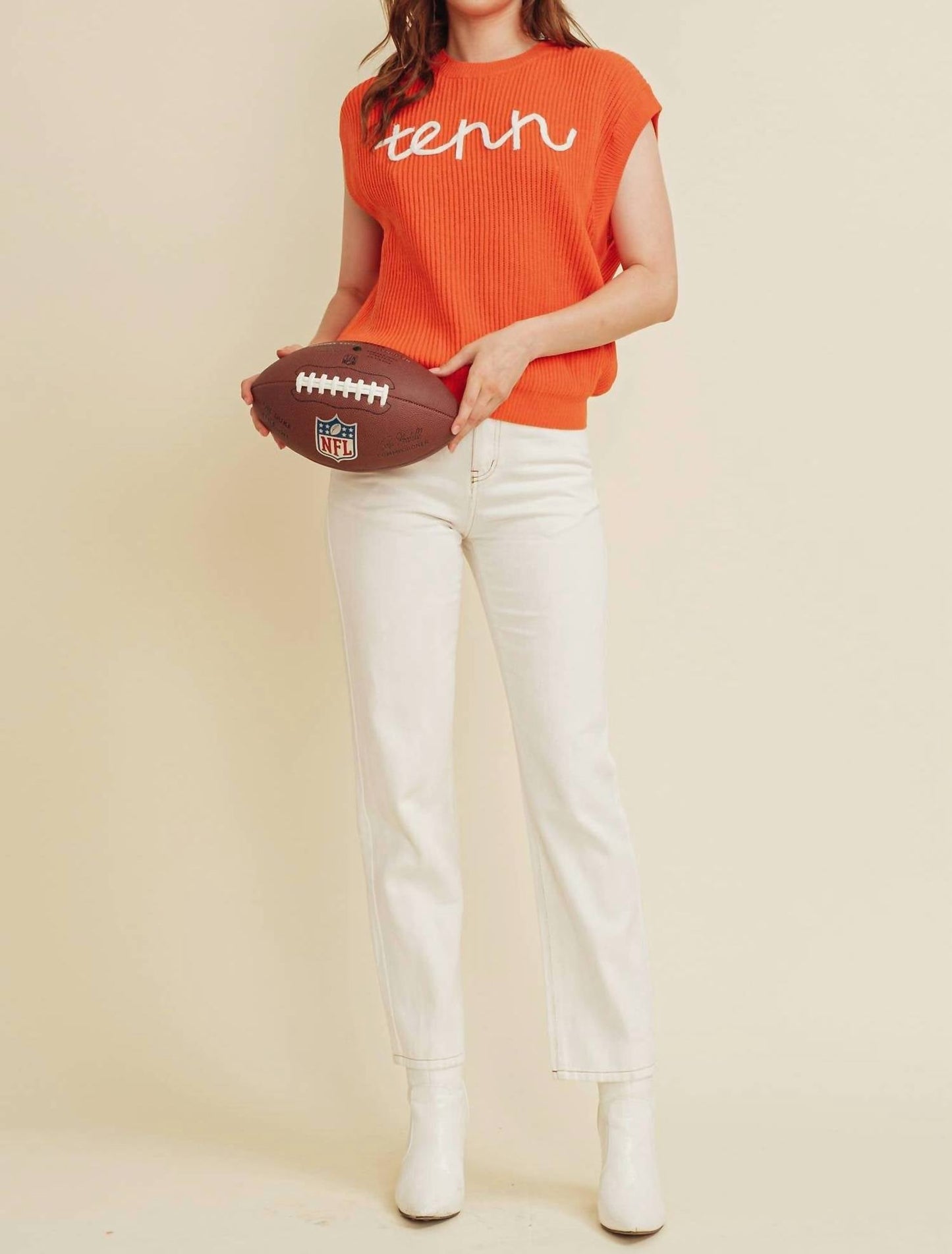 Cloud Ten - Tenn Embroidered Sleeveless Sweater Top