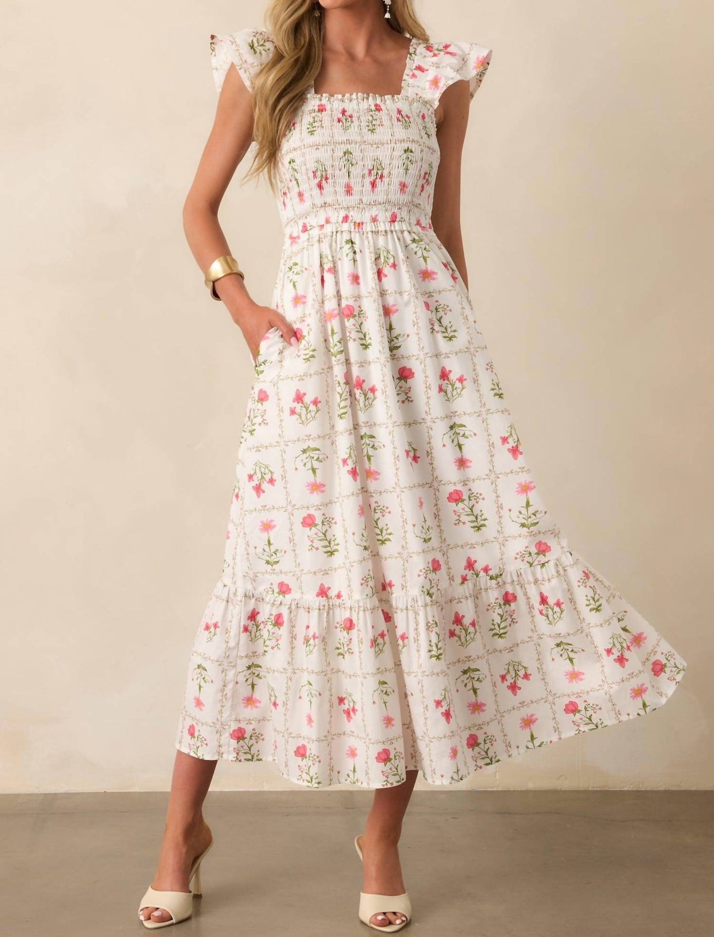 8Apart - Aileen Floral Maxi Dress