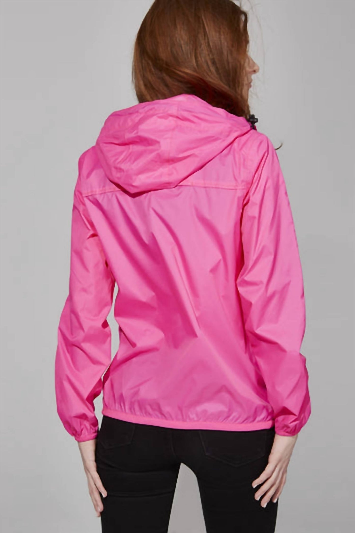 08 Lifestyle - Rain Jacket