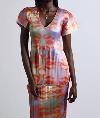 Nin Studio - Medusa V Neck Top