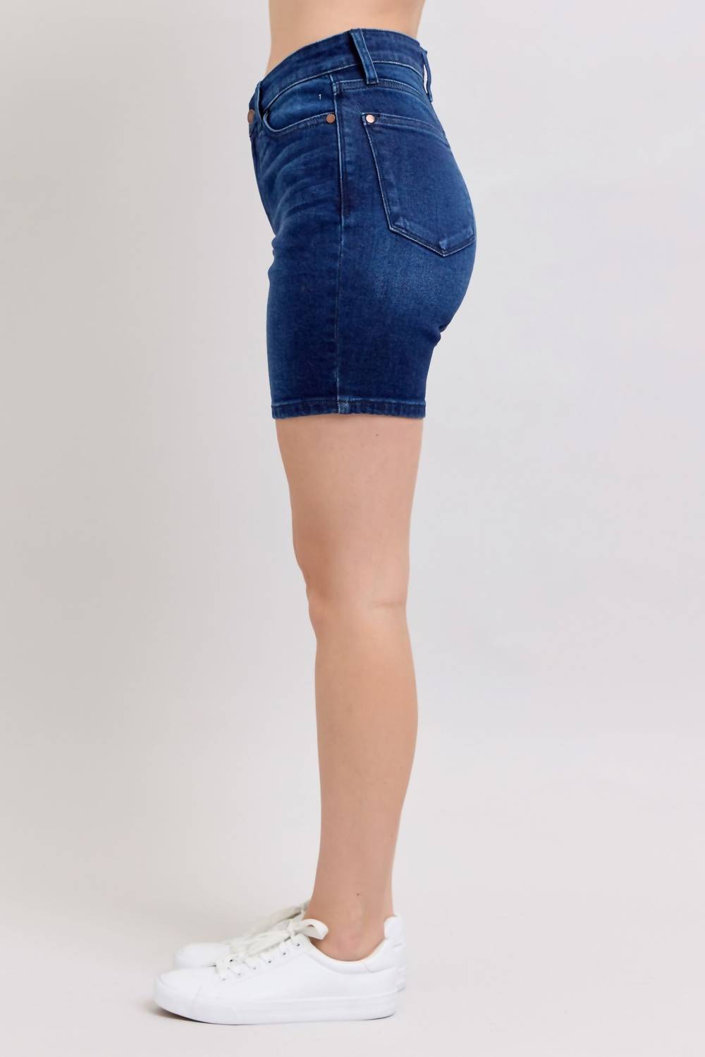 Judy Blue - High Waist V-front Bermuda Shorts