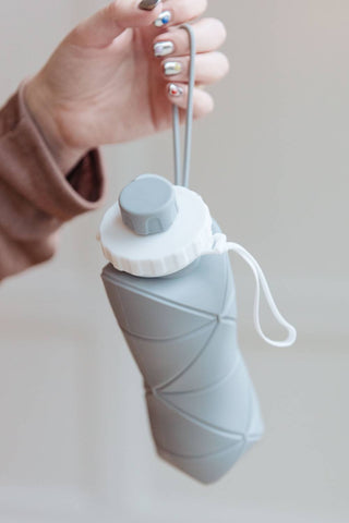 123 Amore - Garrafa de água de silicone dobrável para mulheres