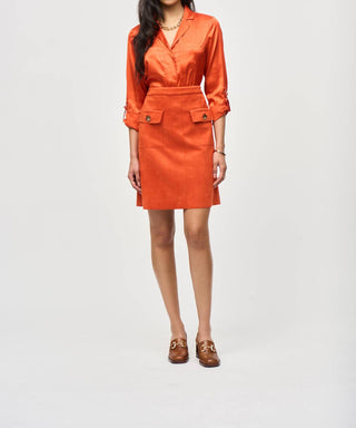 Joseph Ribkoff - Blusa de cetim com botões