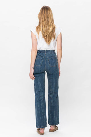 Judy Blue - Calça Jeans Vintage de Cintura Alta e Elástica e Perna Reta