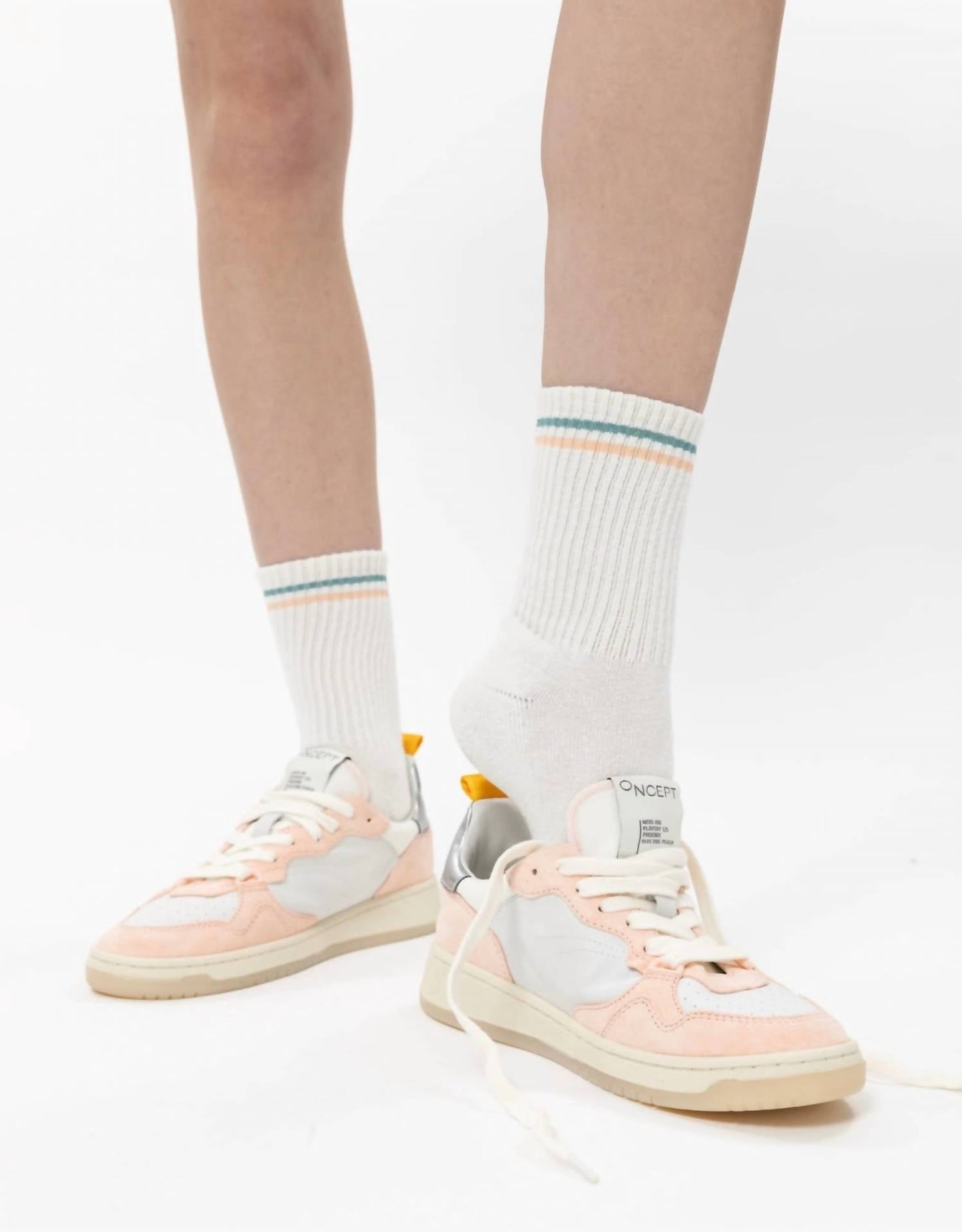 Oncept - Women's Phoenix Sneaker
