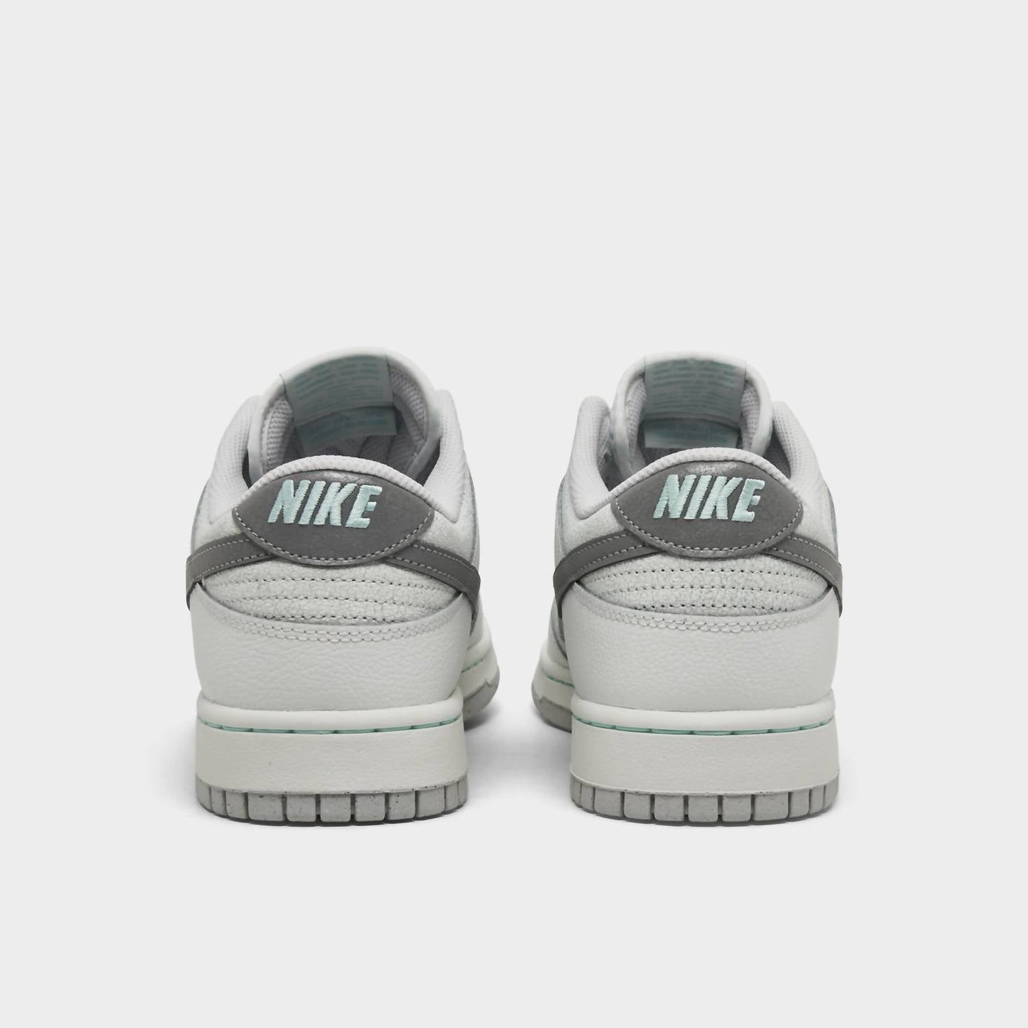 Nike - Men's Dunk Low Retro Se Shoes