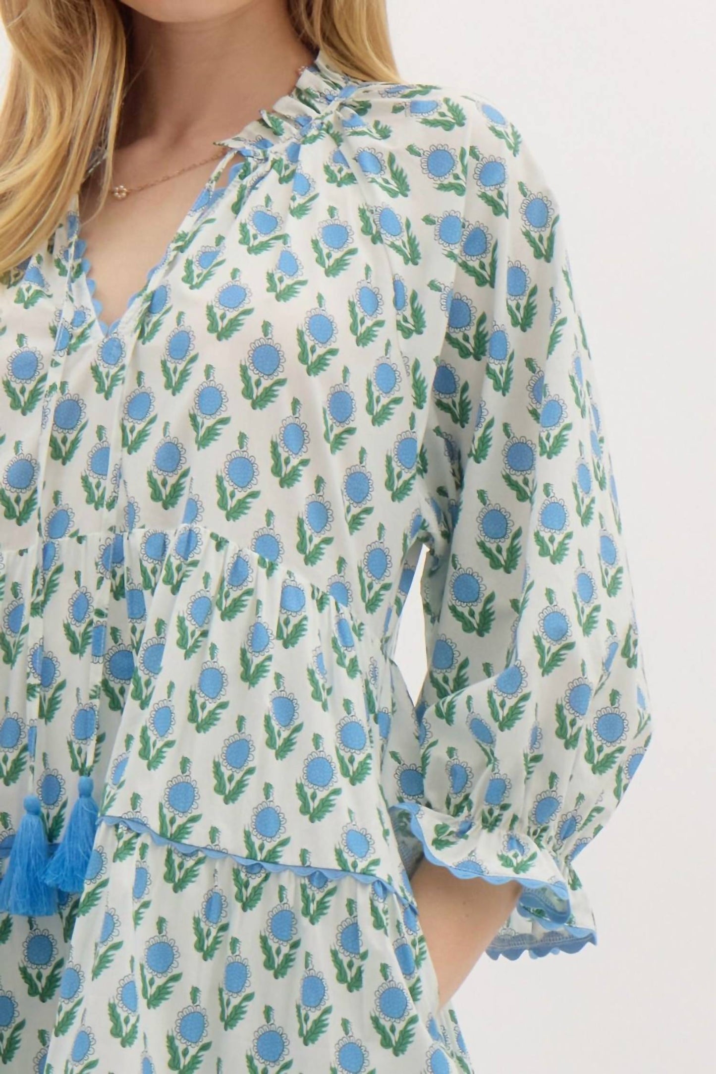 Entro - Tiered Scalloped Floral Mini Dress