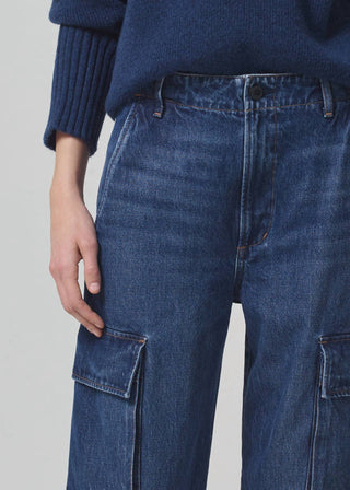 Cidadãos da Humanidade - Calça Cargo Jeans Delena