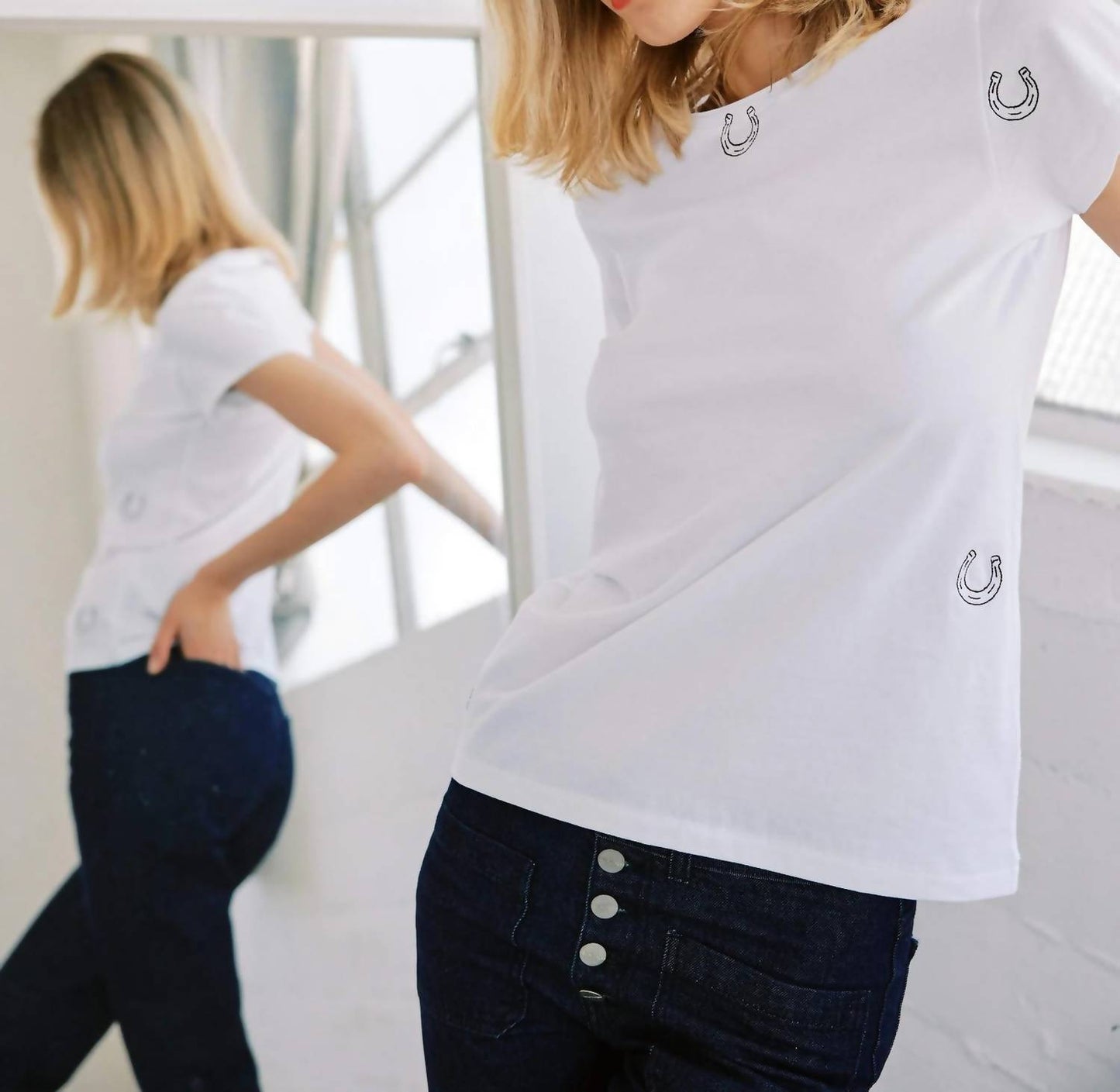 Catherine Gee - Embroidered Horseshoe Cotton T-shirt