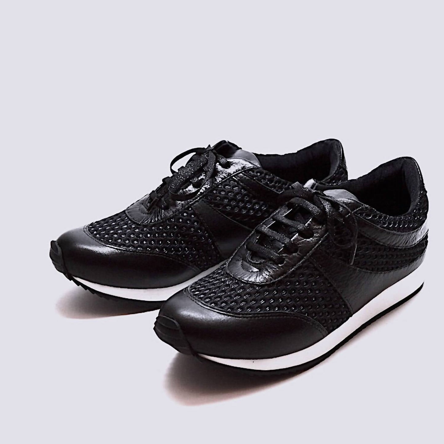 Chelsea Jones - Women's Train Walking Shoe