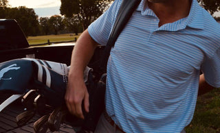 Cowboy Country Club - Polo de golfe listrado fino masculino