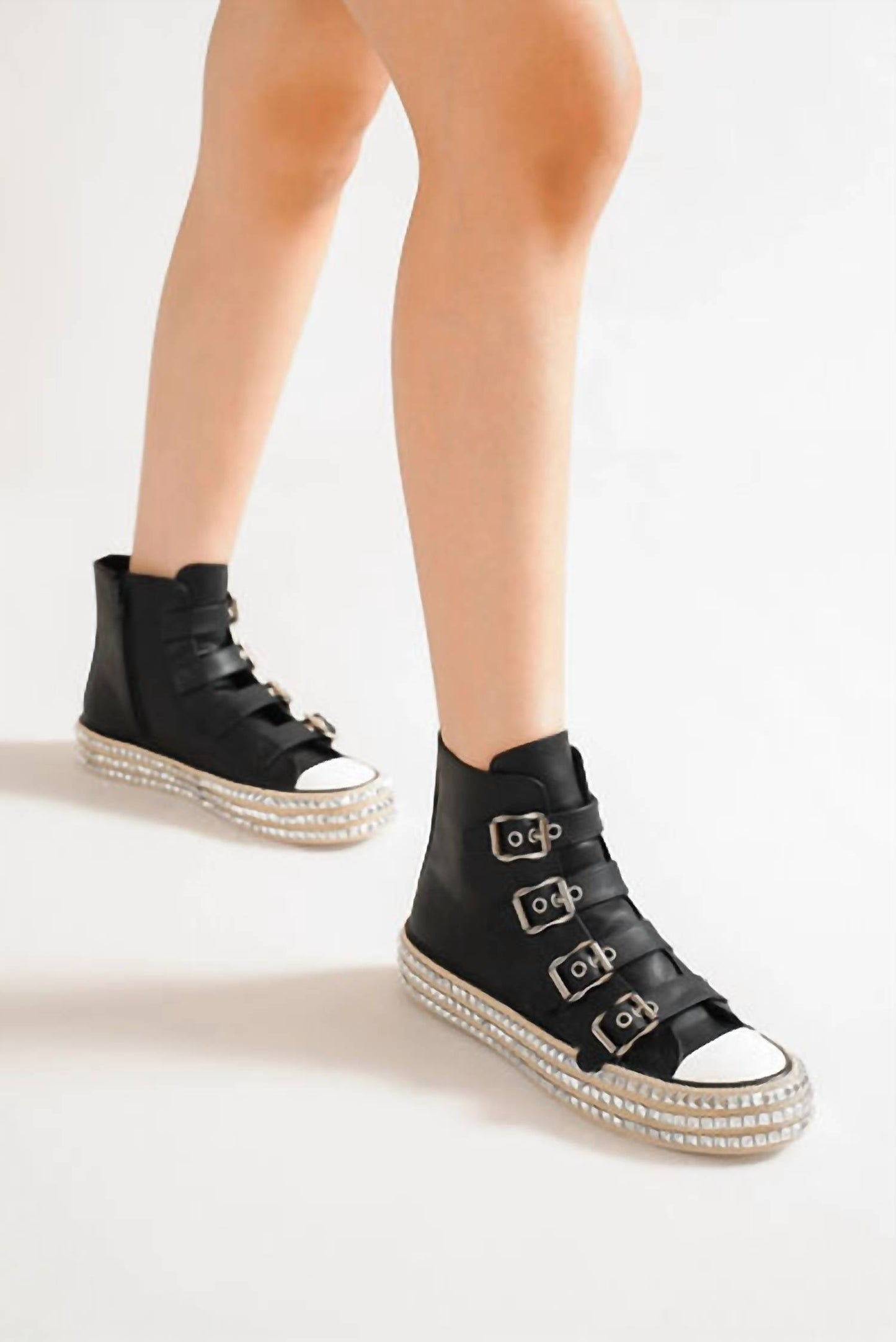 Trendsi - Women's Multi-buckle Straps Studded Sneakers
