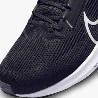Nike - Tênis de corrida de estrada Pegasus 40 masculino