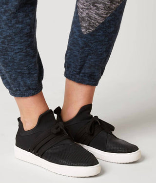 Steve Madden - Tênis Lancer Cano Médio Feminino