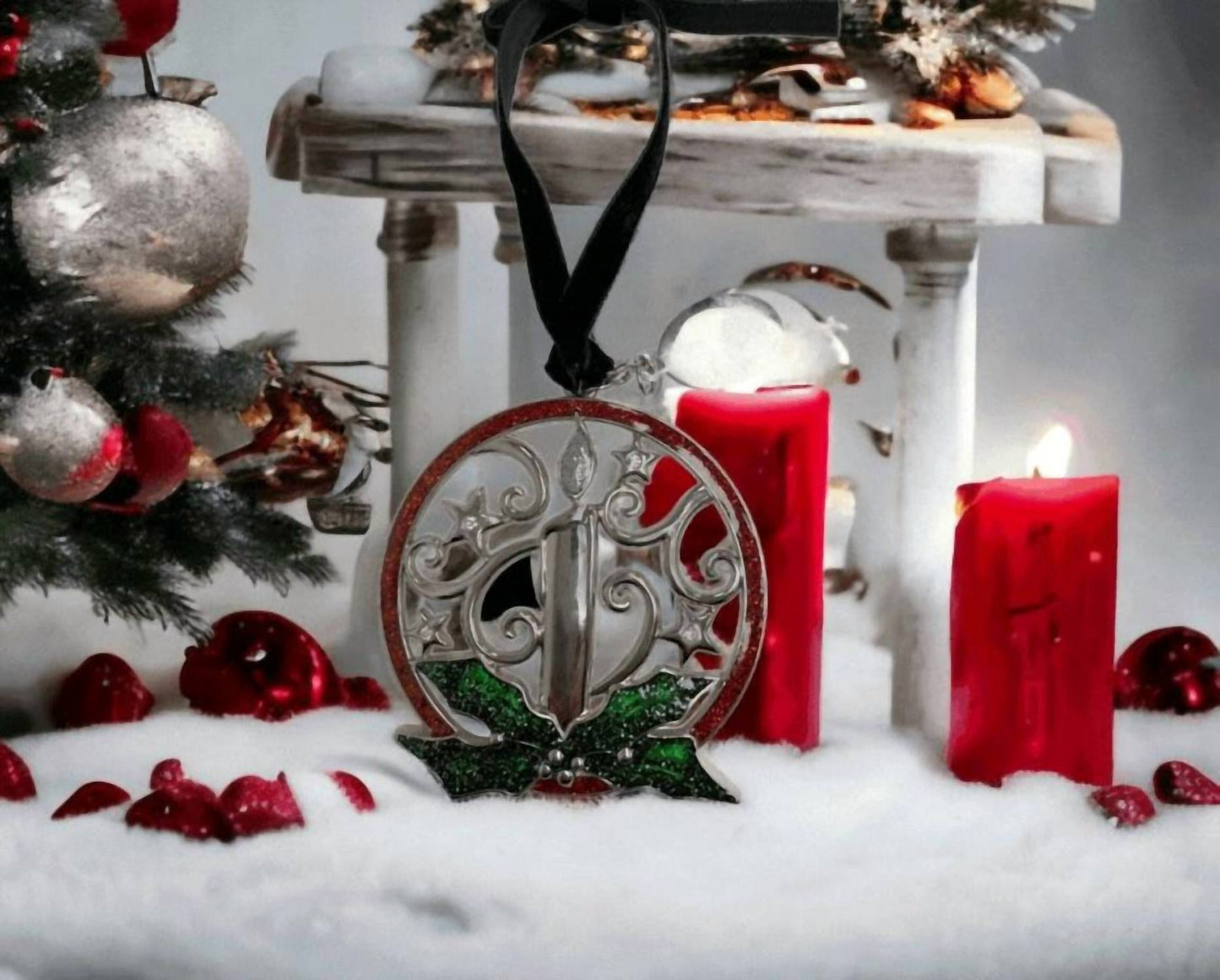Creative Gifts International - 3D Candle Wreath Ornament