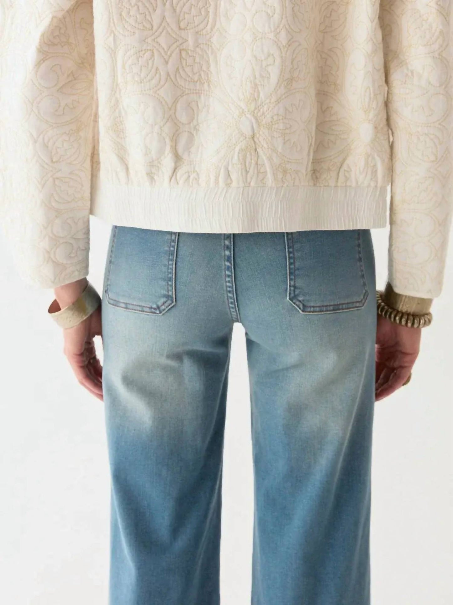 Maison Hotel - Boticcelli Vrew Neck Button Down Jacket