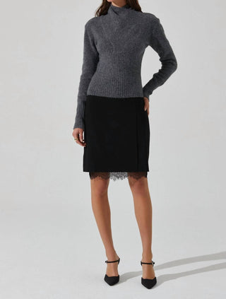 Astr - Itzayana Lace Trim Pencil Mini Skirt