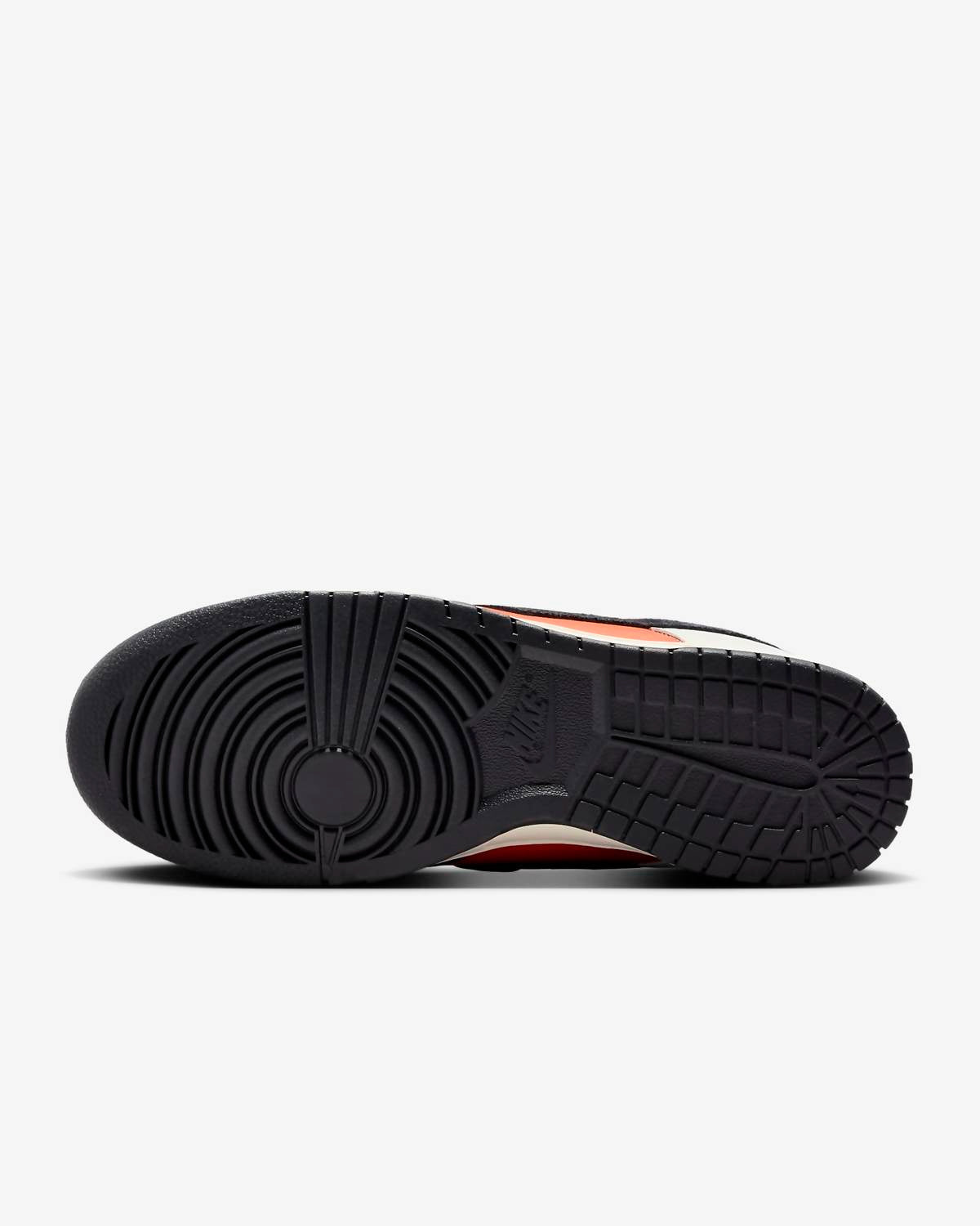Nike - Men's Dunk Low Retro Sneaker
