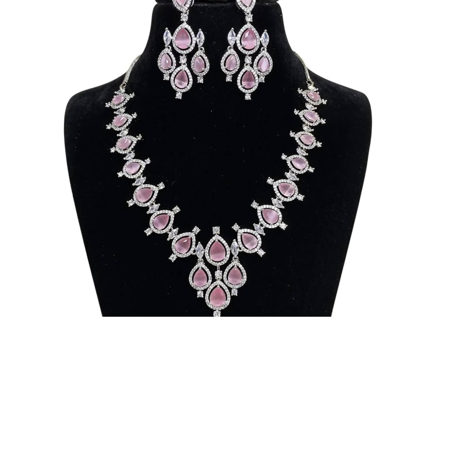 Zaalima Fashion - Women's Diamond Necklaces