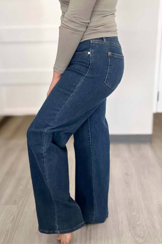 Judy Blue - Calça Jeans Vintage de Cintura Alta e Perna Larga