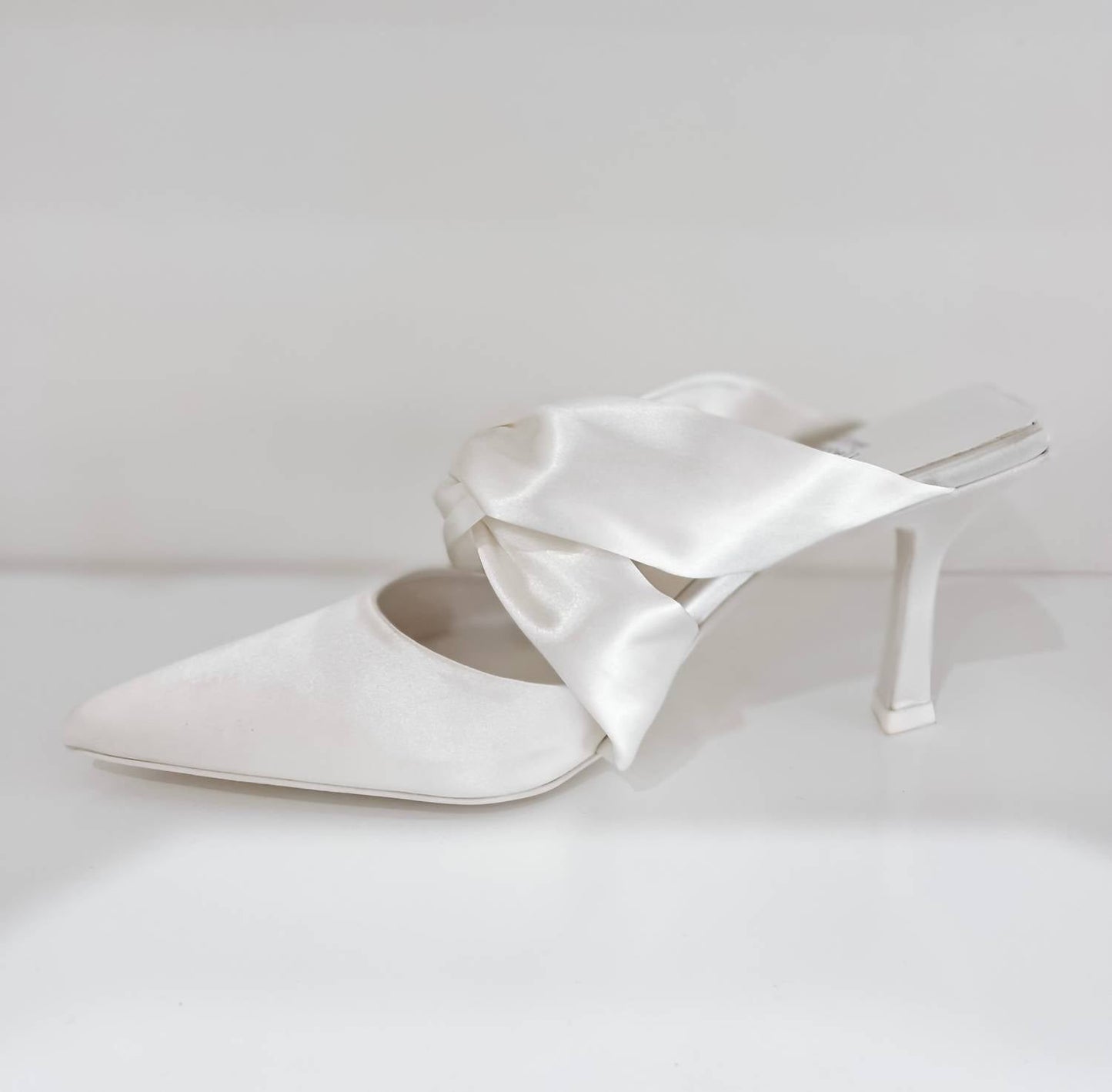 Jeffrey Campbell - Women's Tied Up Sandal