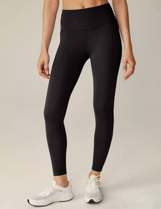 Além do Yoga - Legging Midi Powerbeyond Strive Feminina