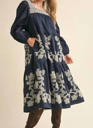 &amp;Merci - Vestido midi bordado em camadas