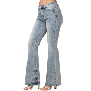 Judy Blue - Calça Jeans Flare Pin Tack Colorida
