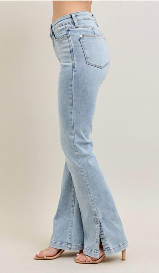Judy Blue - Calça jeans vintage com fenda lateral e controle de barriga