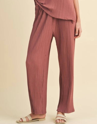 Lista de desejos - Calça plissada com cintura elástica
