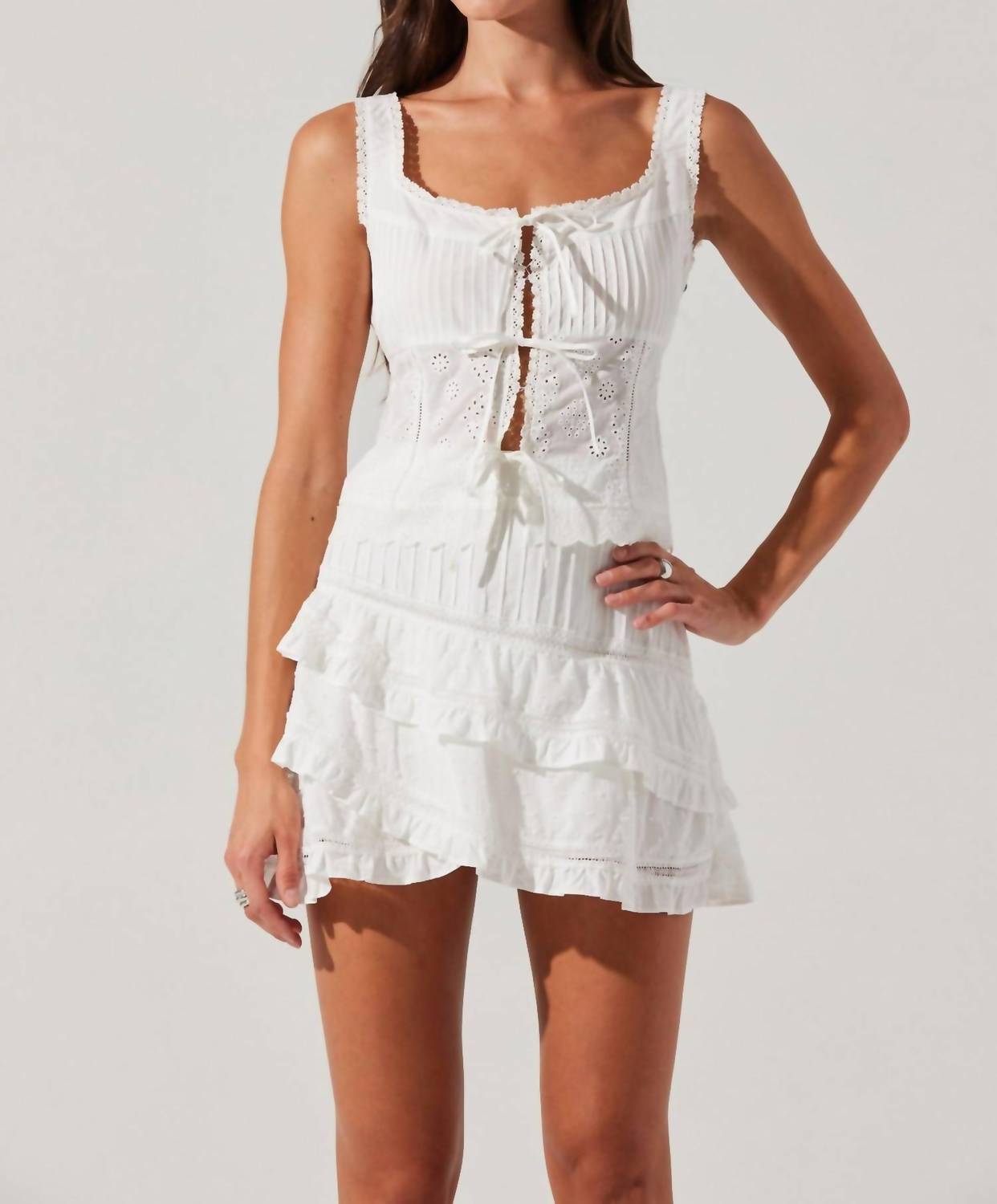 Astr - Kensley Mini Skirt