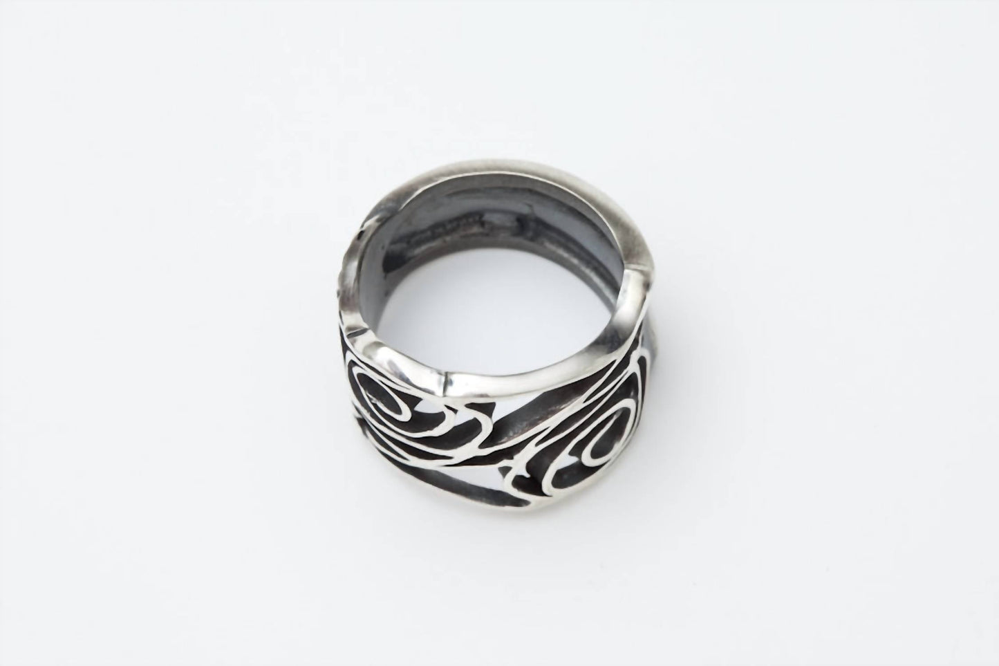 Avenue Chic - Women's Rose Ring