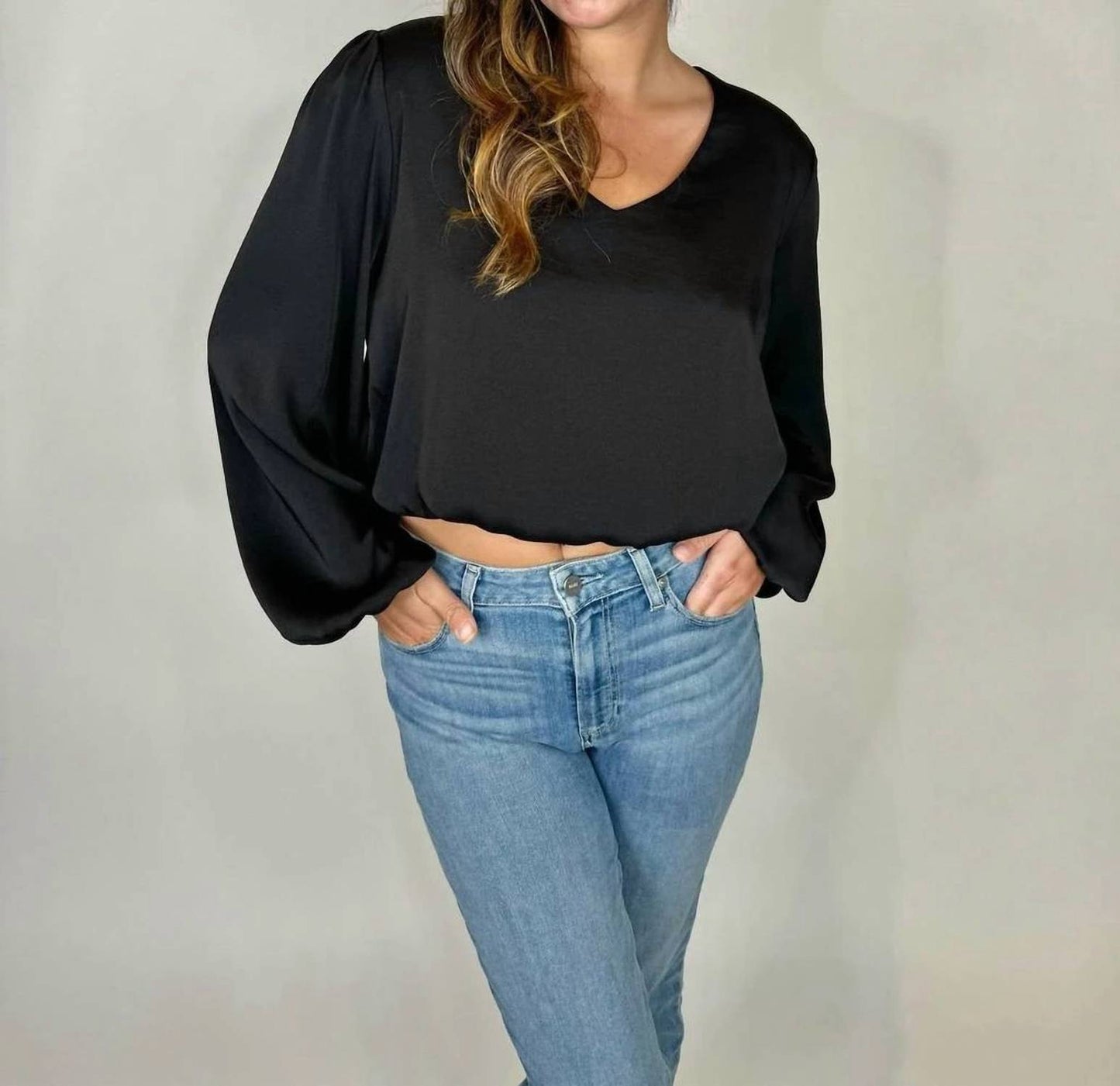 Kld. Signature - Washed Satin V-neck Bubble Hem Blouse