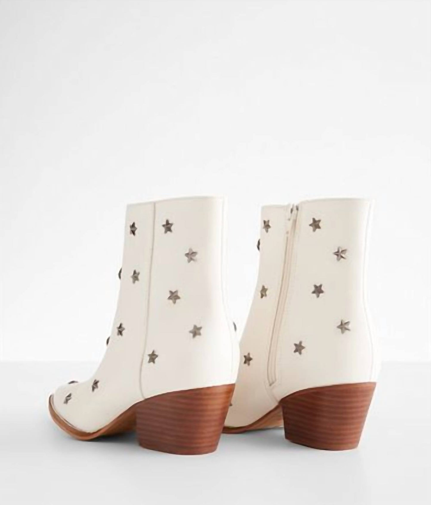 Oasis Society - Women's Metal Star Studded Booties