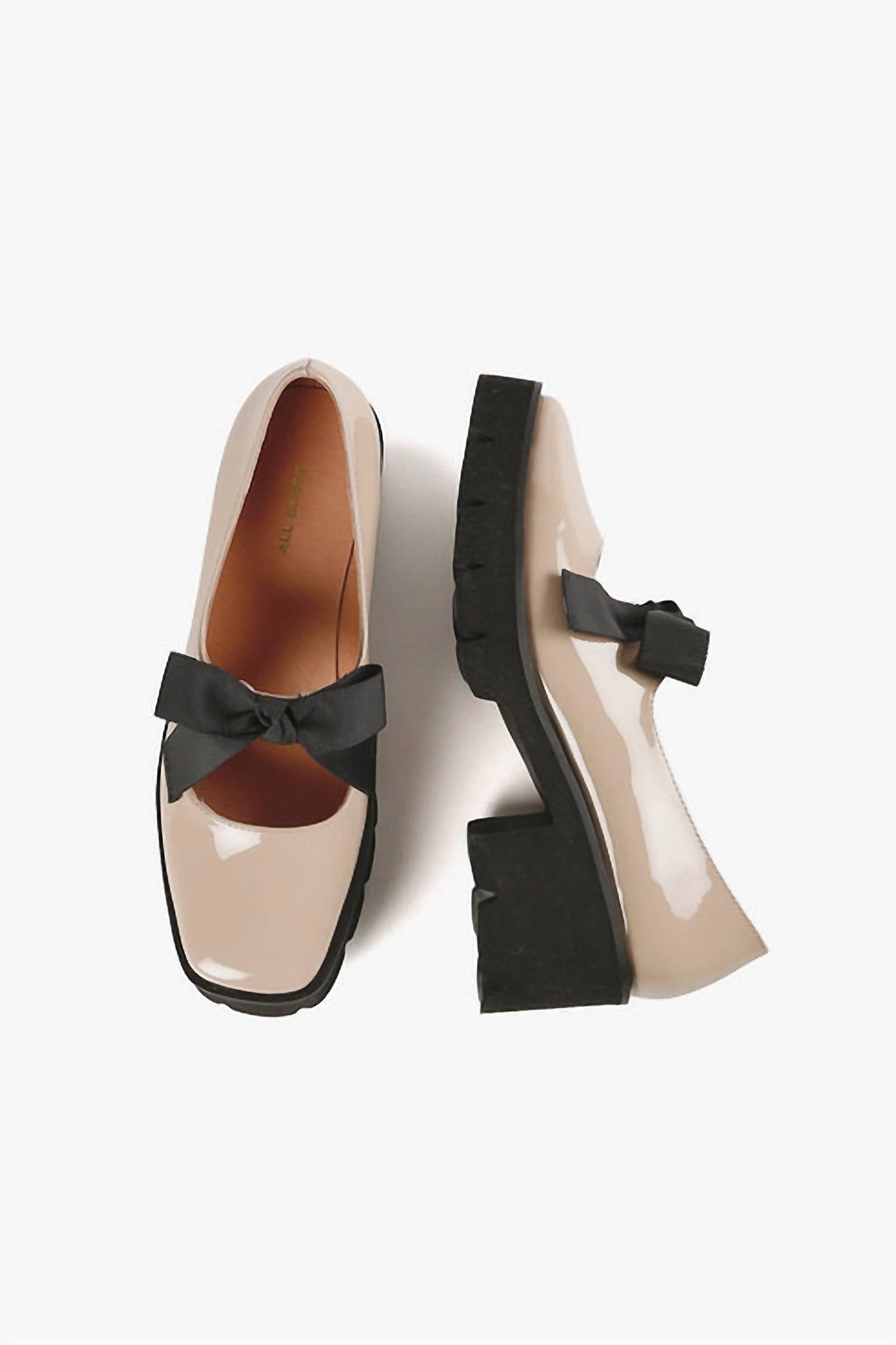 All Black - Women's Tap And Lug Loafer