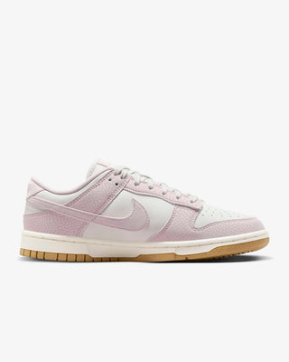 Nike - Tênis Feminino Dunk Low Premium Next Nature