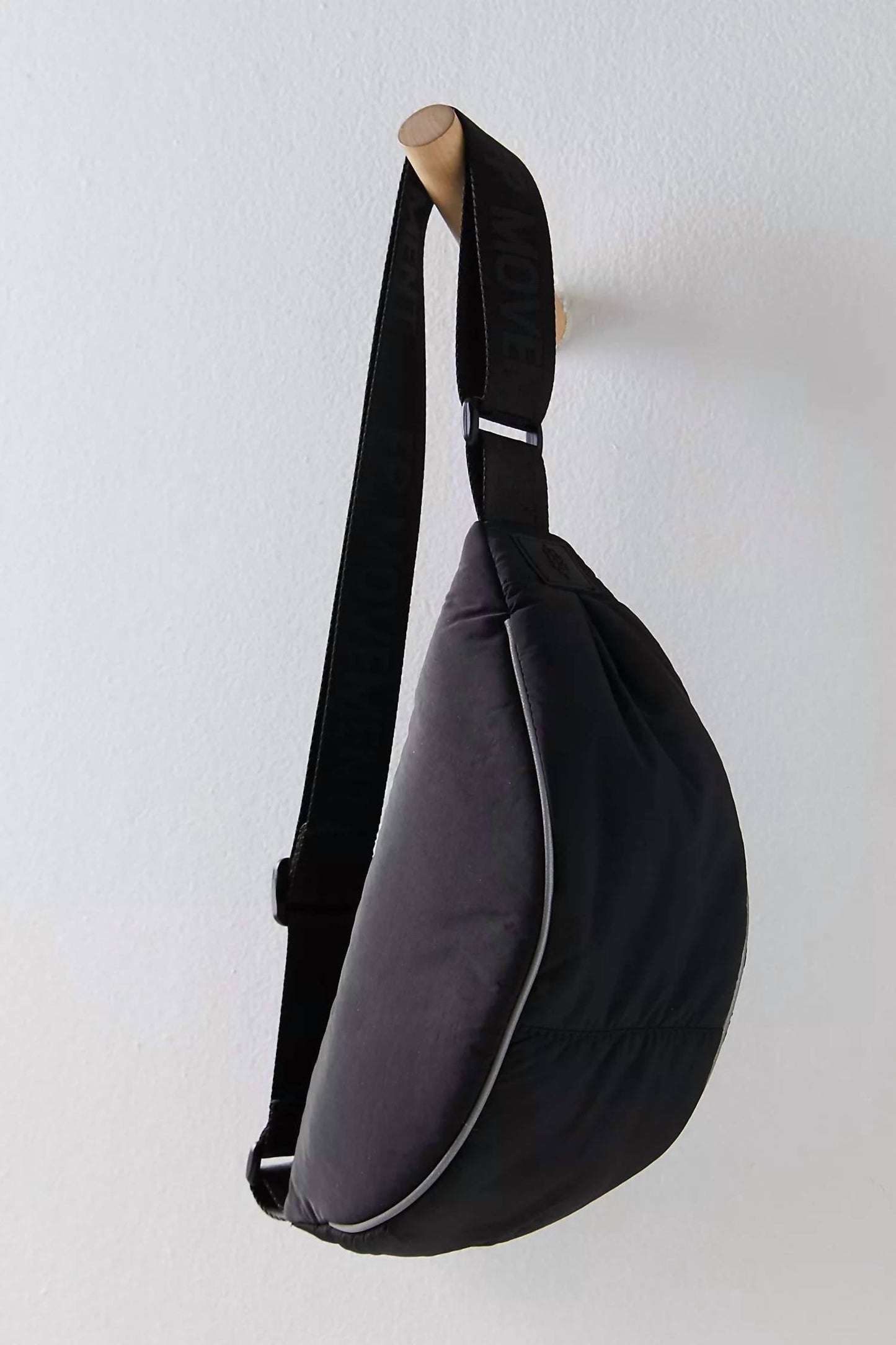 Free People - Women's Bulls Eye Sling Bag