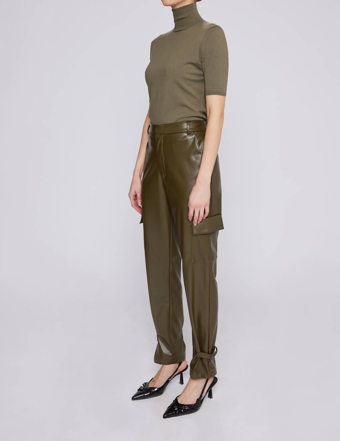 Amanda Maria - Viva Modal Top