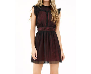 Adelyn Rae - Vestido curto de tule plissado com decote simulado Tatiana