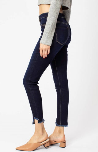 Kancan - Calça Jeans com Detalhe de Bainha Alta