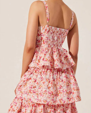 Astr - Vestido longo de verão com ilhós e camadas