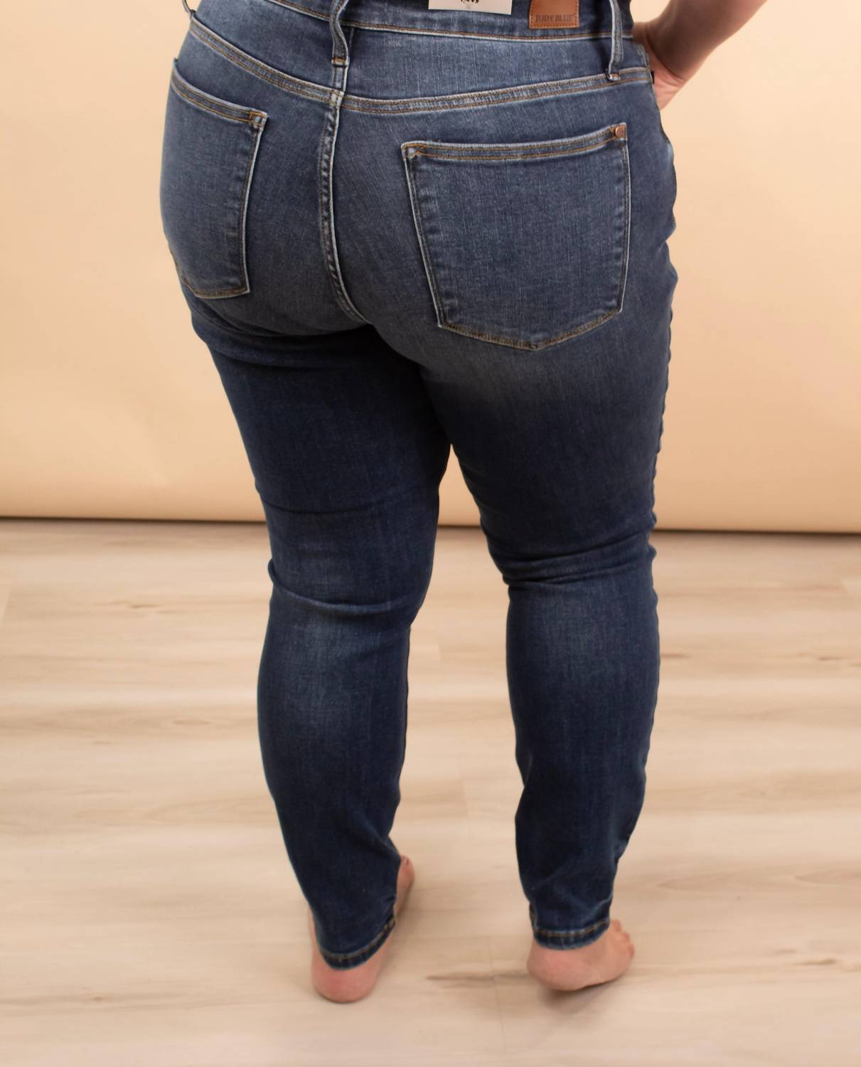 Judy Blue - Classic Mid-rise Skinny Jeans