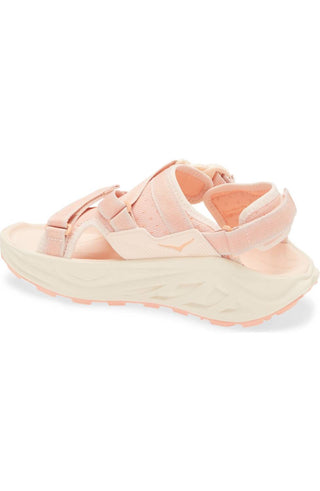 Hoka - Sandália Infini Hike TC Feminina