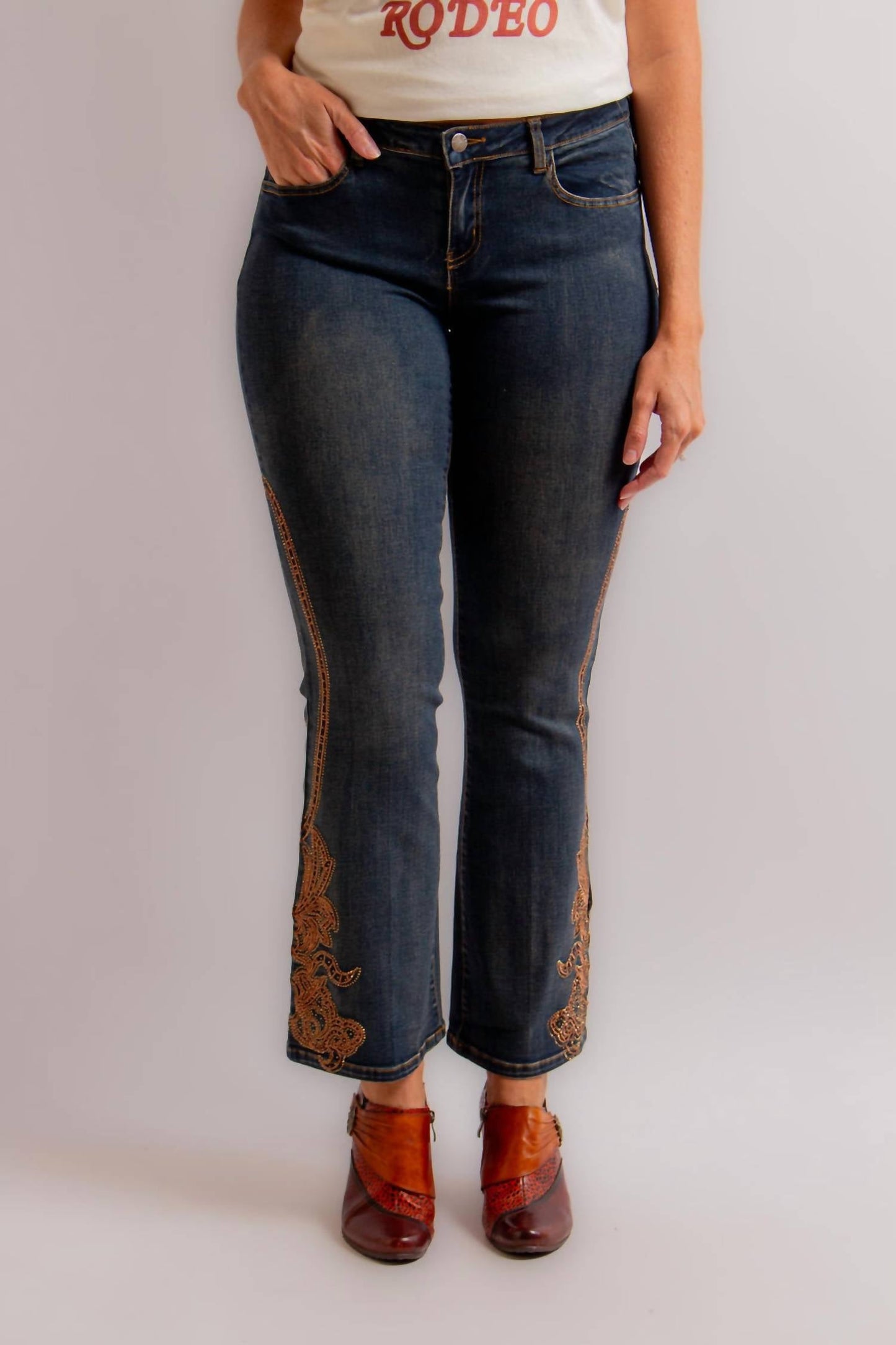 Azi - Women's Avory Flare Leg Jeans