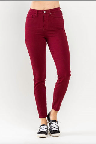 Judy Blue - Calça Jeans Skinny com Controle de Barriga