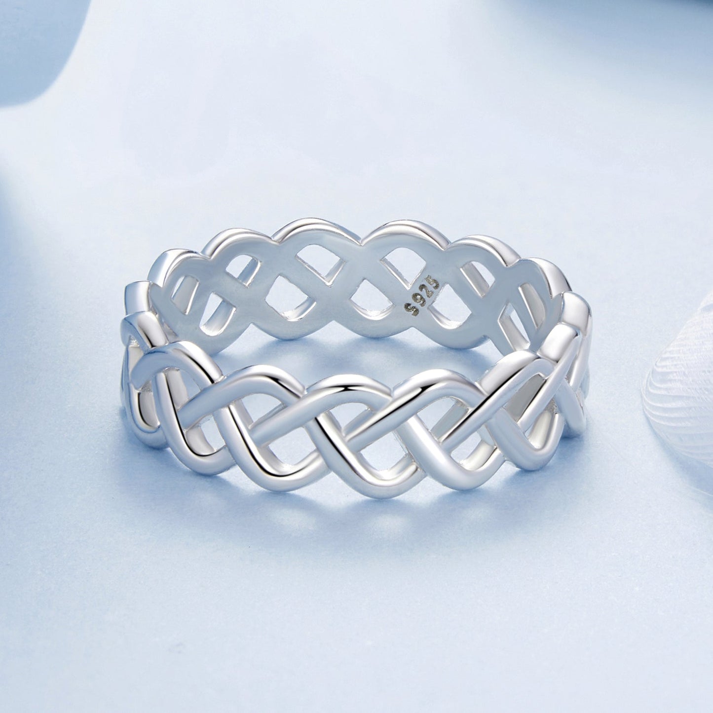 925 Sterling Silver and White Gold 0.5cm Ring Size 6.0