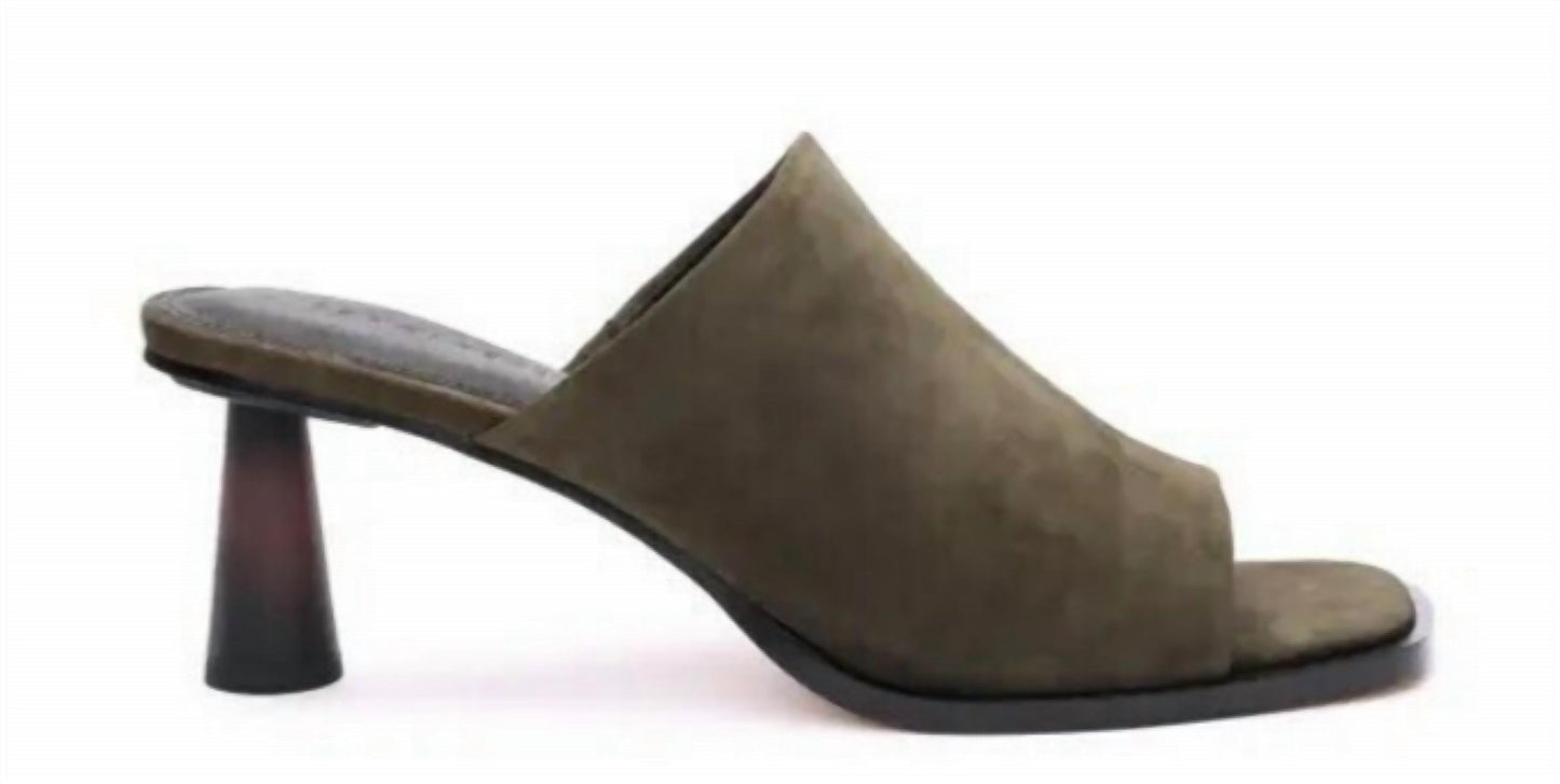 Sanctuary - Breezy Mule