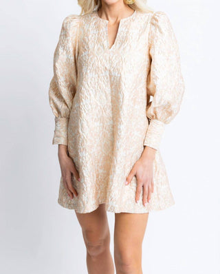 Karlie - Vestido curto jacquard com manga bufante e decote em V