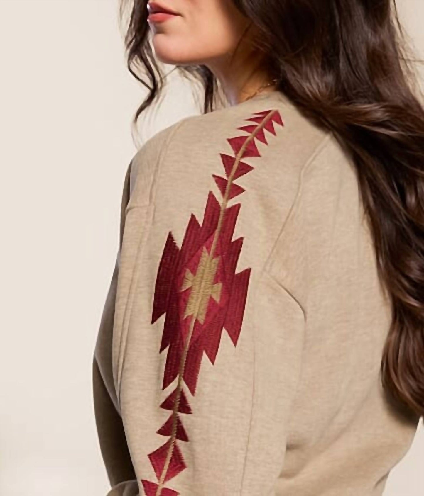 Ariat - Tatonka Embroidered V-neck Sweatshirt